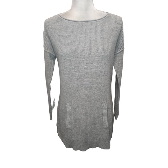 Daisy Fuentes pale gray tunic sweater with pocket - Picture 1 of 6